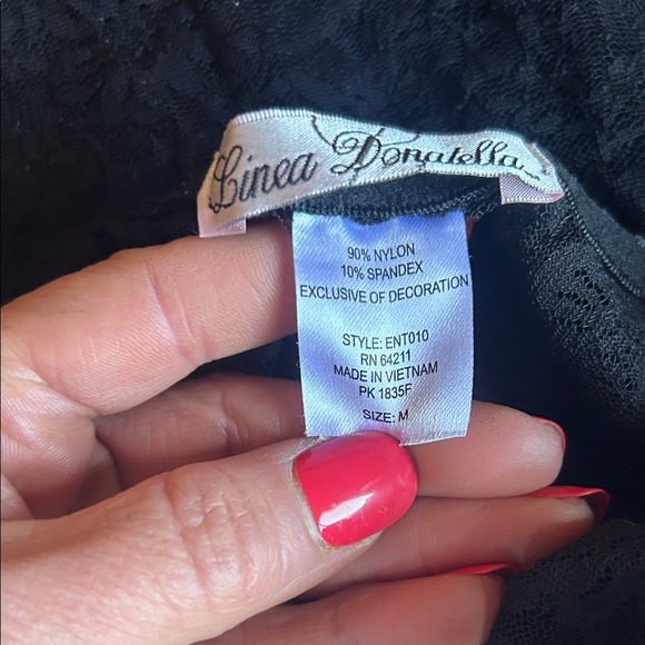 Linea Donatella Elegant Black And Light Pink Lace Chemise. Padded. Medium - Picture 13 of 14